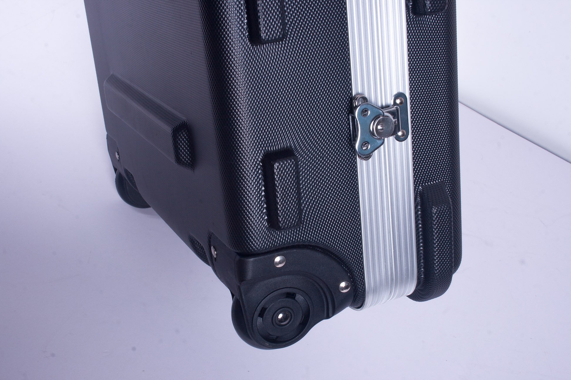 Amazon.com: Crossrock 61-Key Yamaha Keyboard Case with Wheels